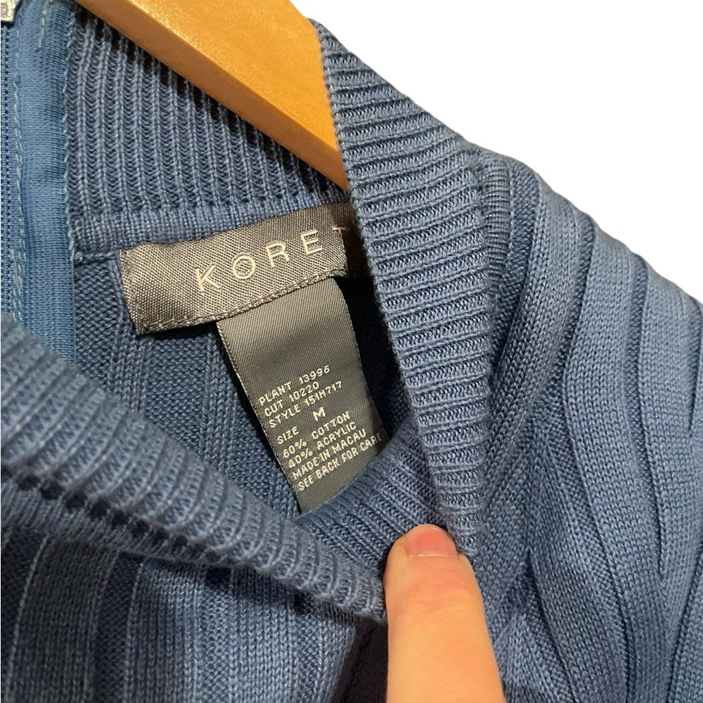 Blue Fitted Ribbed Blouse - Picture 3 of 3